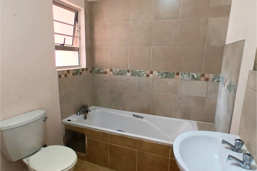 1 Bedroom Property for Sale in Beacon Bay Eastern Cape